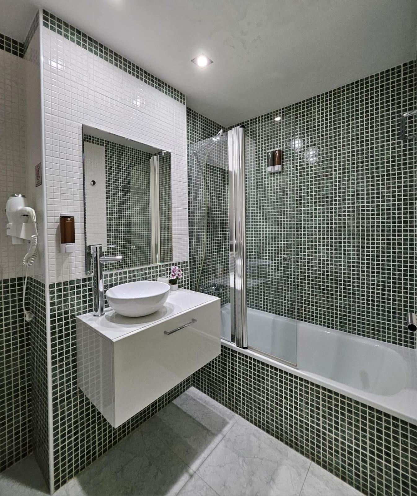Apartamento Vilallonga Фигерас Экстерьер фото